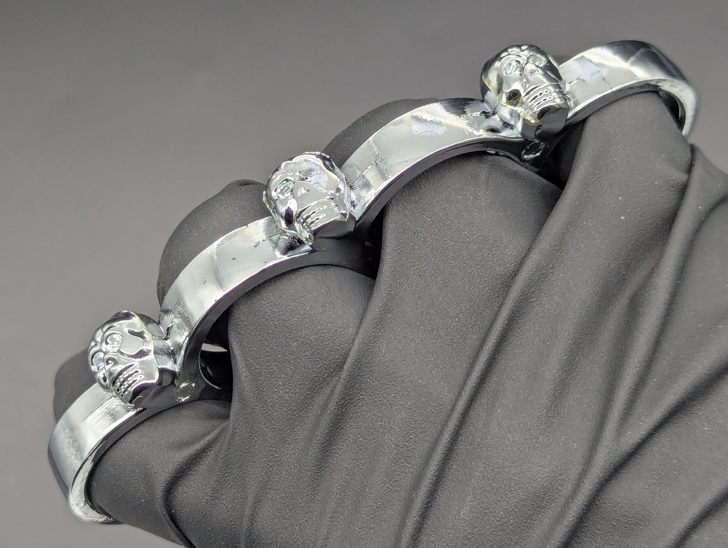 Chromed Skull Four Stall Steel Knuckle Duster