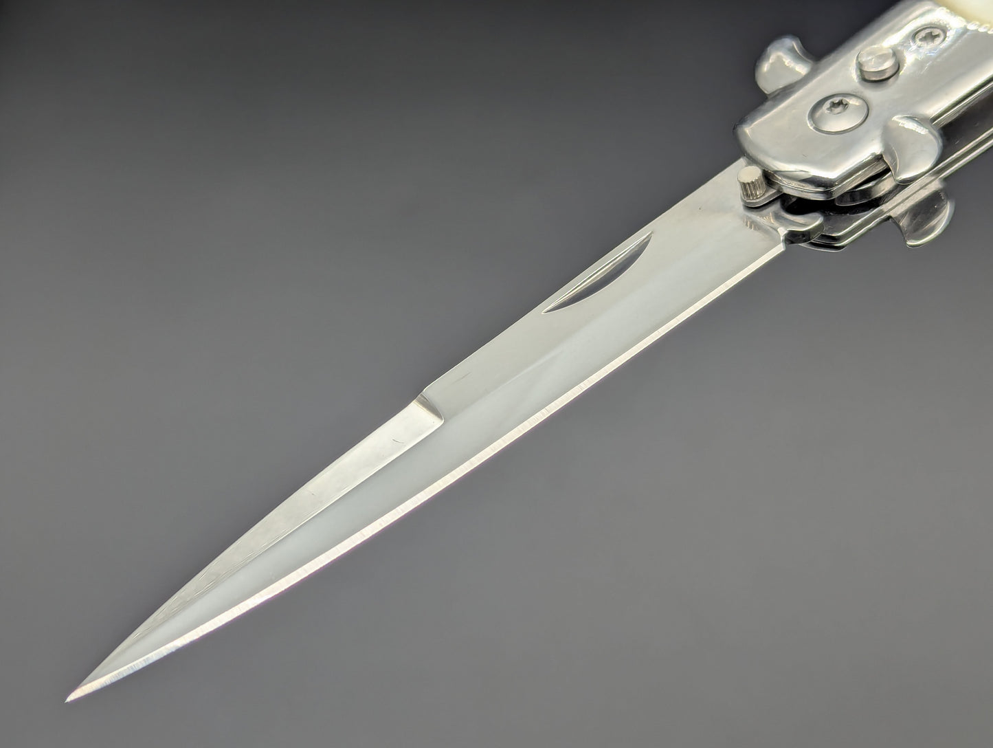 FAUX PEARL MILANO DIABLO STILETTO