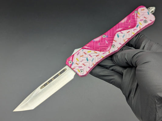 STRAWBERRY DRIP ICE CREAM SPRINKLES D/A OTF KNIFE