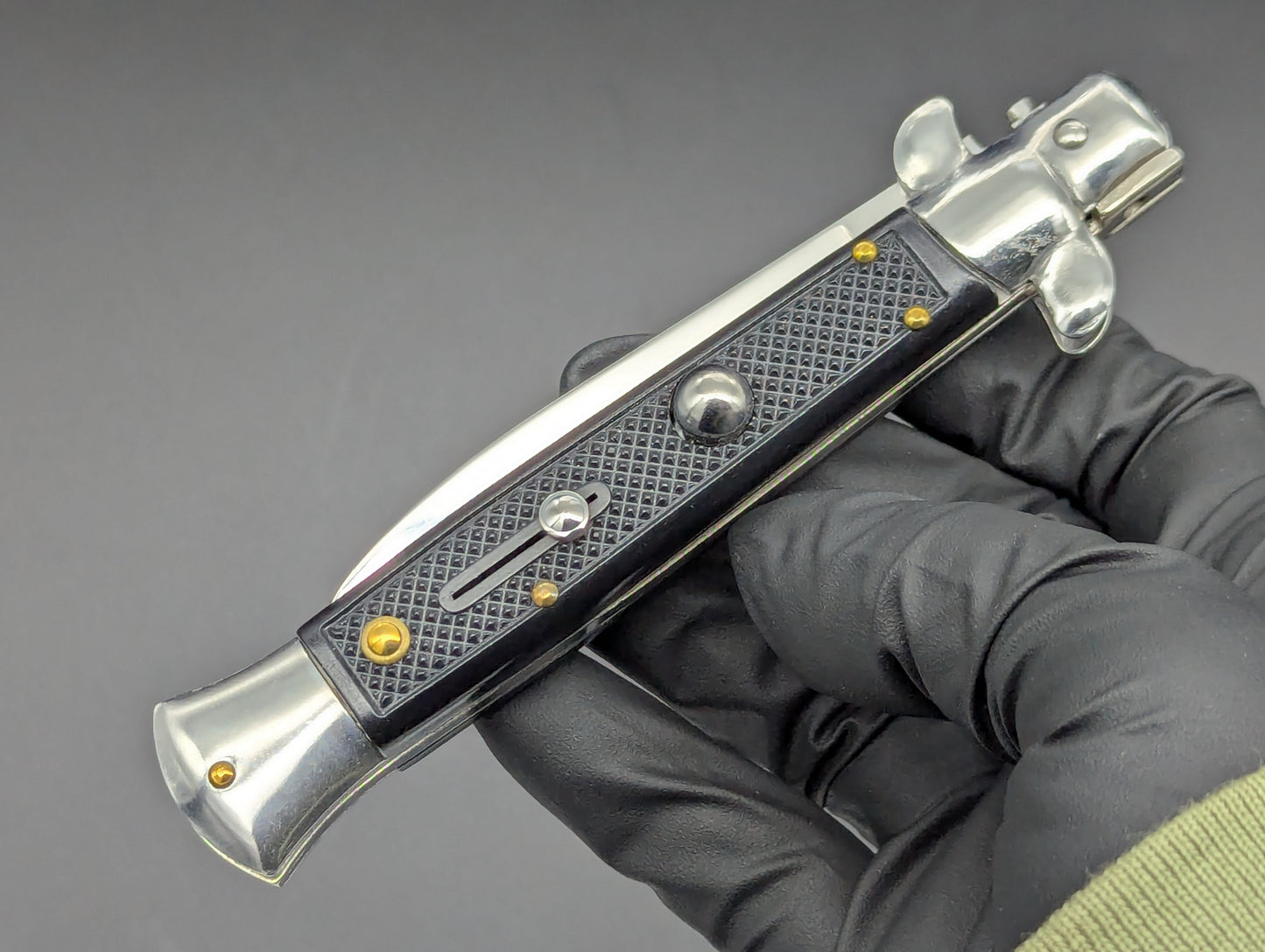 8.25" VINTAGE MOLETTA CHECKERED GERMAN STILETTO