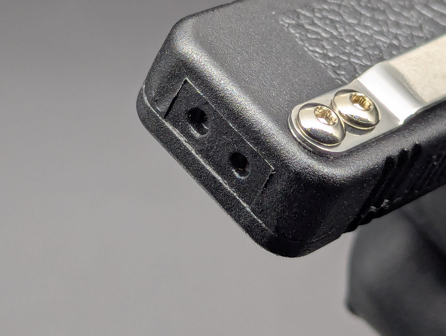 Black Stainless D/E Part Serr. Lightning OTF Knife