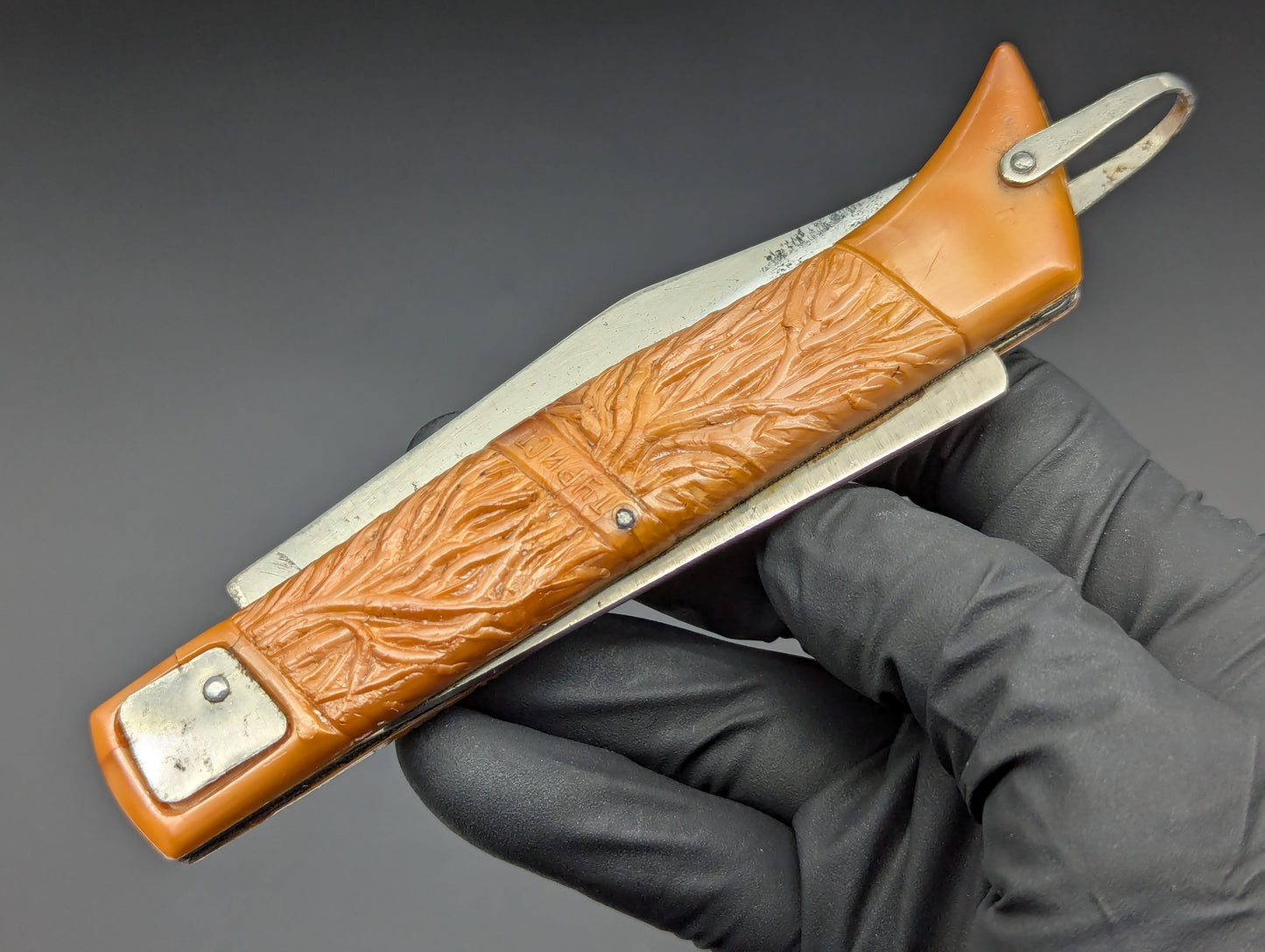 VINTAGE RUSSIAN VORZMA CITY AUTOMATIC HUNTING KNIFE