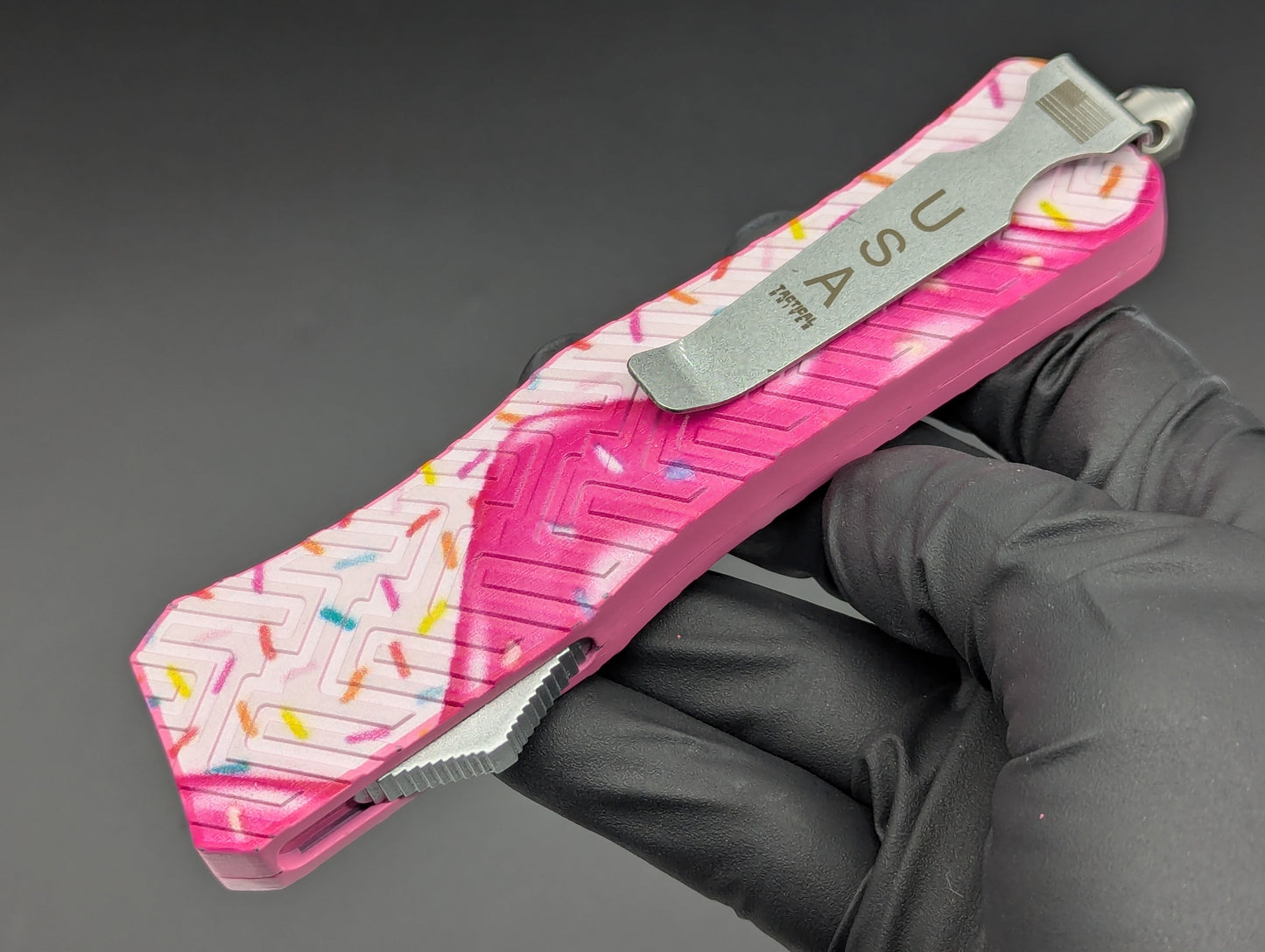 STRAWBERRY DRIP ICE CREAM SPRINKLES D/A OTF KNIFE