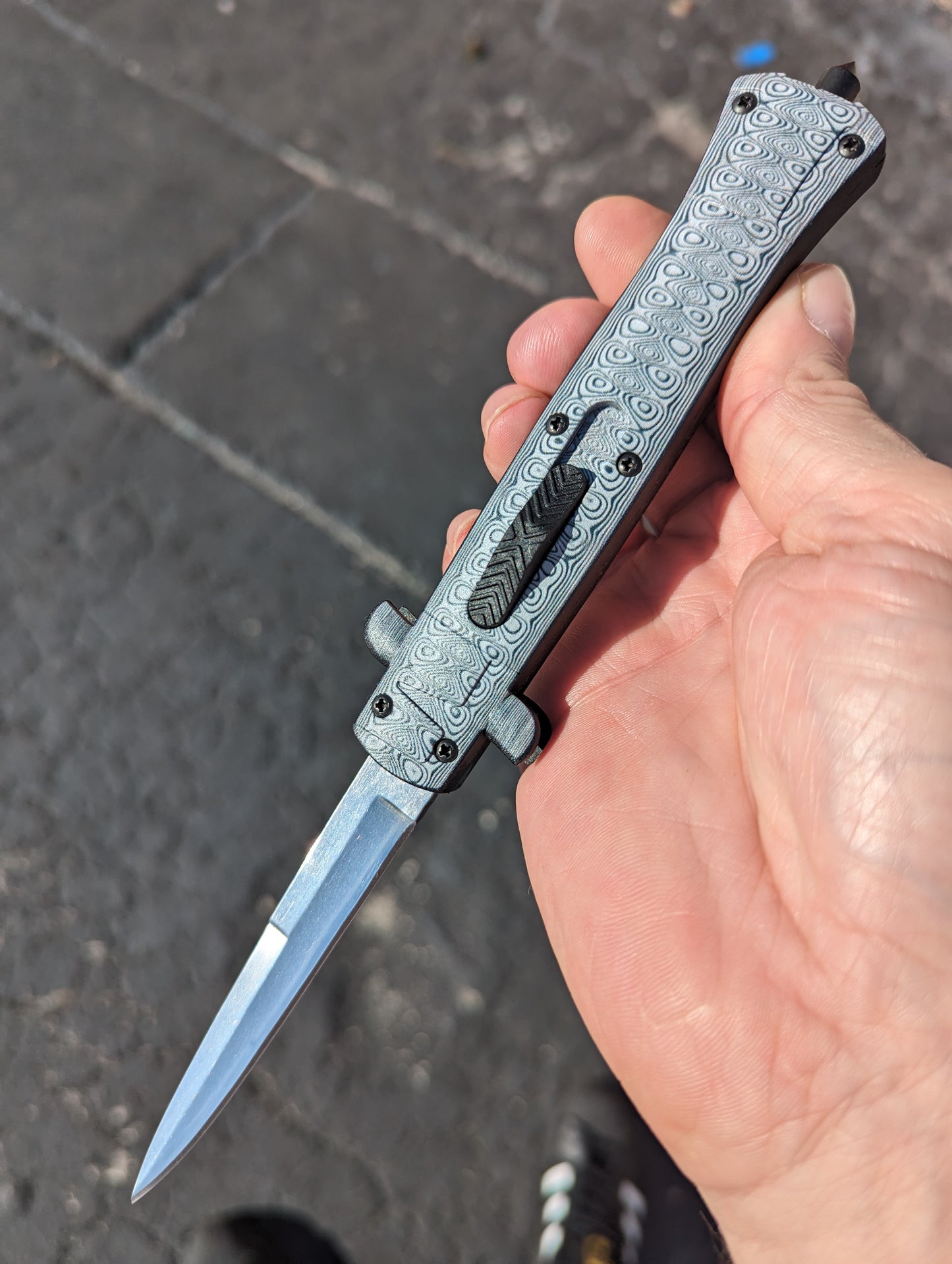 9.5" Composite D/A Faux Damascus OTF Knife