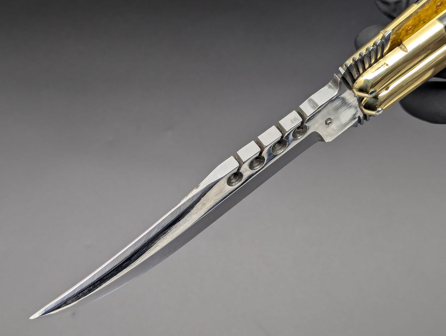 29CM RAMBO EAGLE TANG BRASS DEER HORN FHM BALISONG