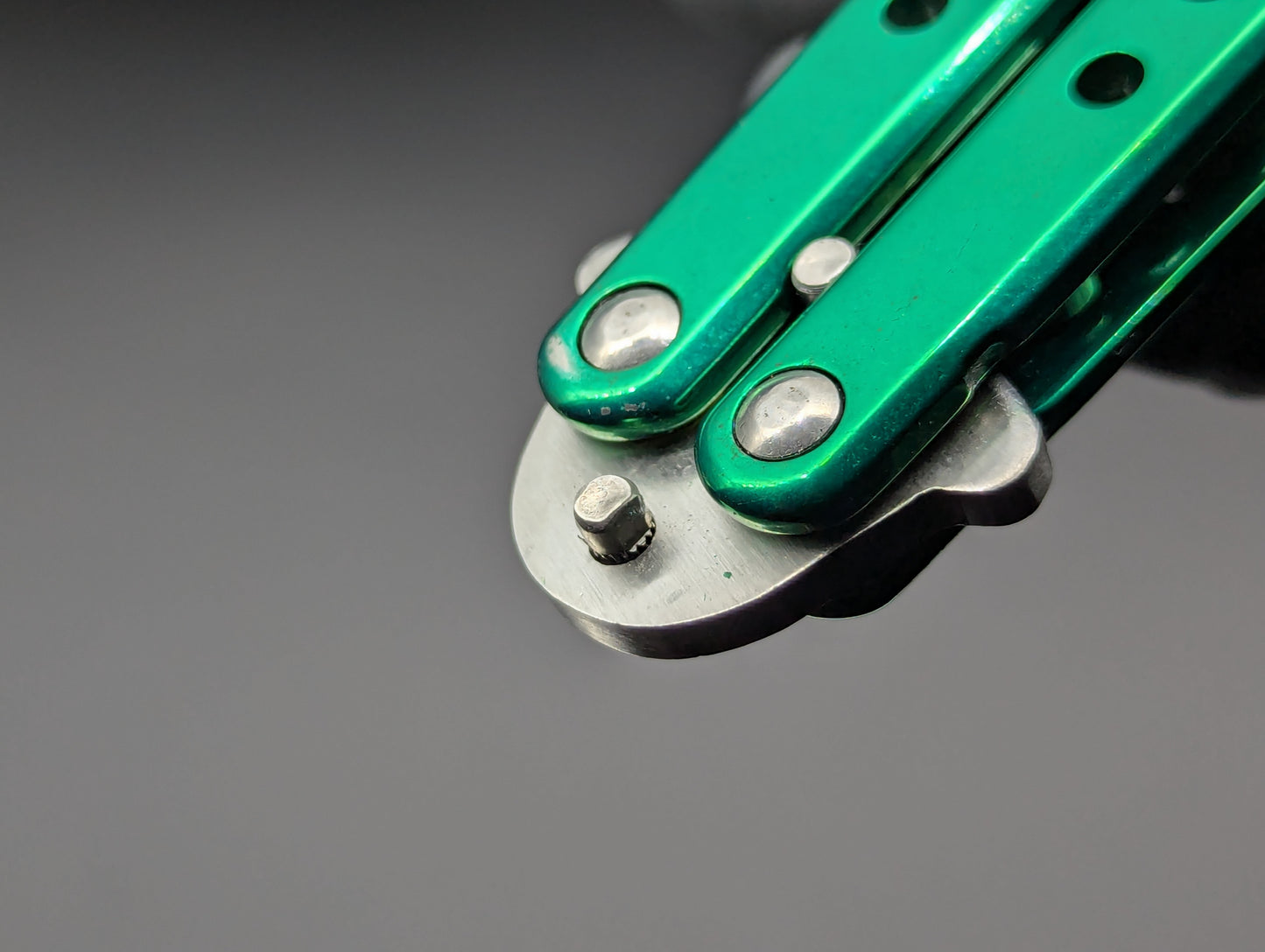 GREEN SKELETONIZED BALISONG TRAINER