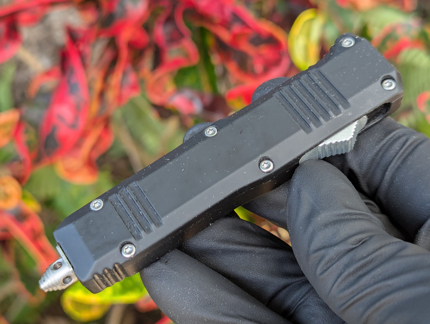 7" Black Mini Tanto Serrated D/A OTF Knife