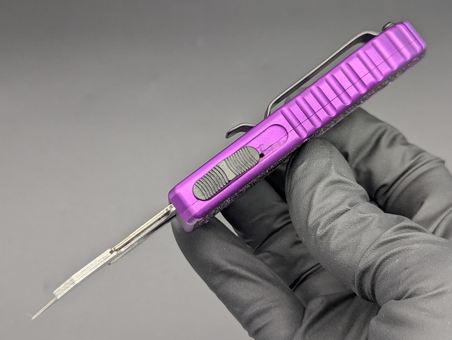 PURPLE DUAL ACTION OTF BOX CUTTER TEXTURED INLAY