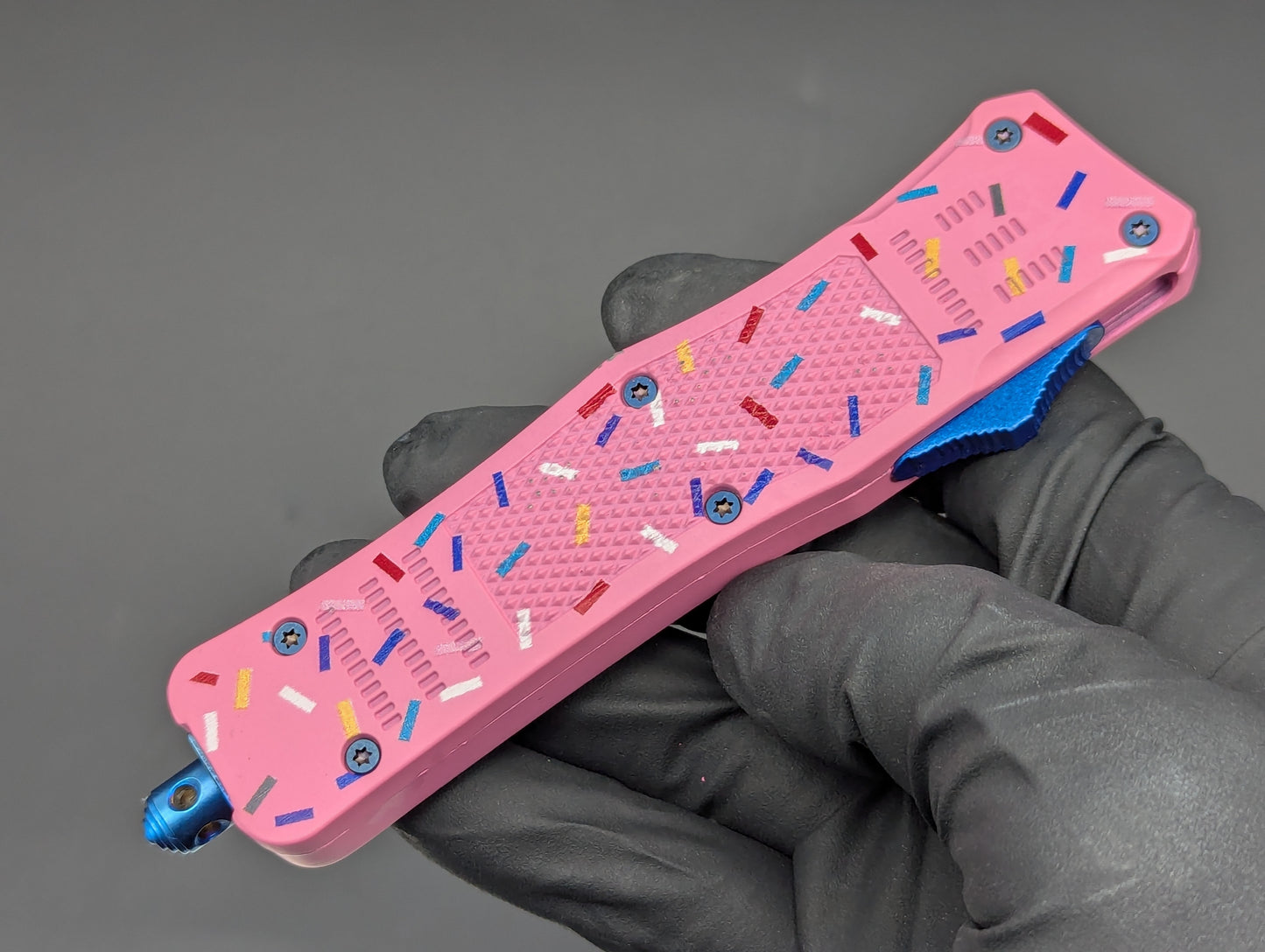 8.25" PINK SPRINKLE DONUT D/A AUTOMATIC OPENING OTF KNIFE