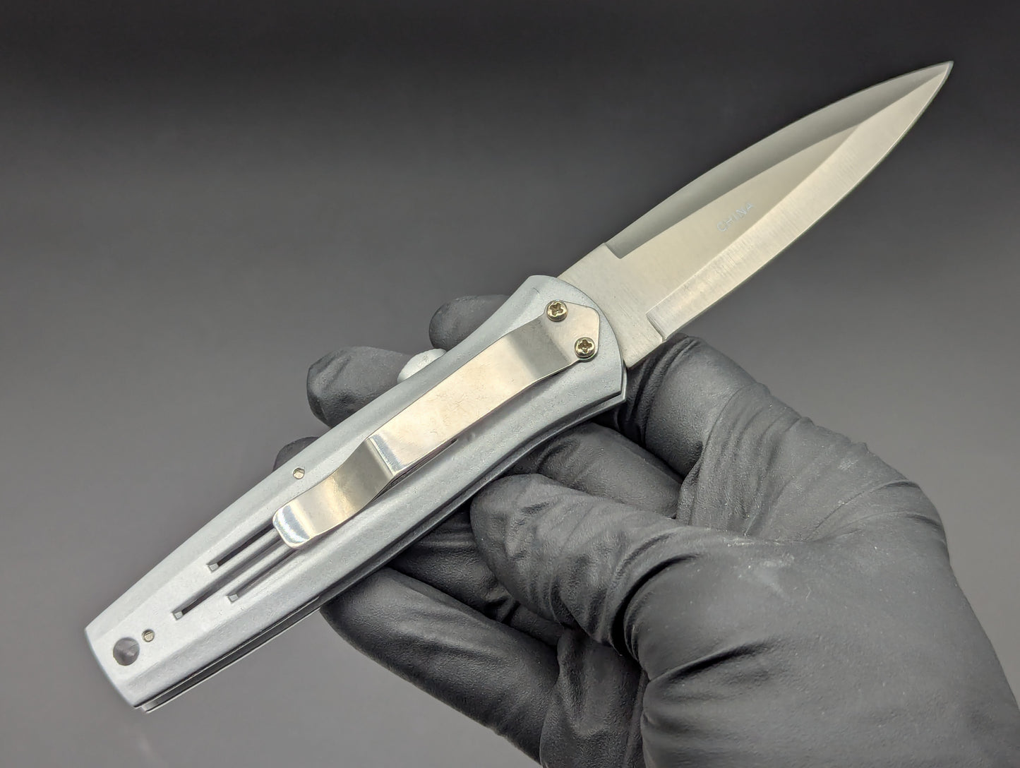 NOS SILVER EAGLE AUTOMATIC KNIFE w/ SAFETY