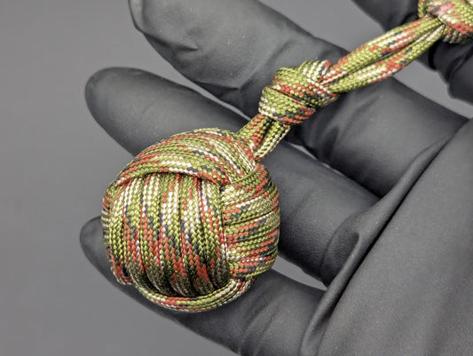 WOODLAND CAMO 550 LB PARACORD MONKEY FIST SELF DEFENSE KEYRING