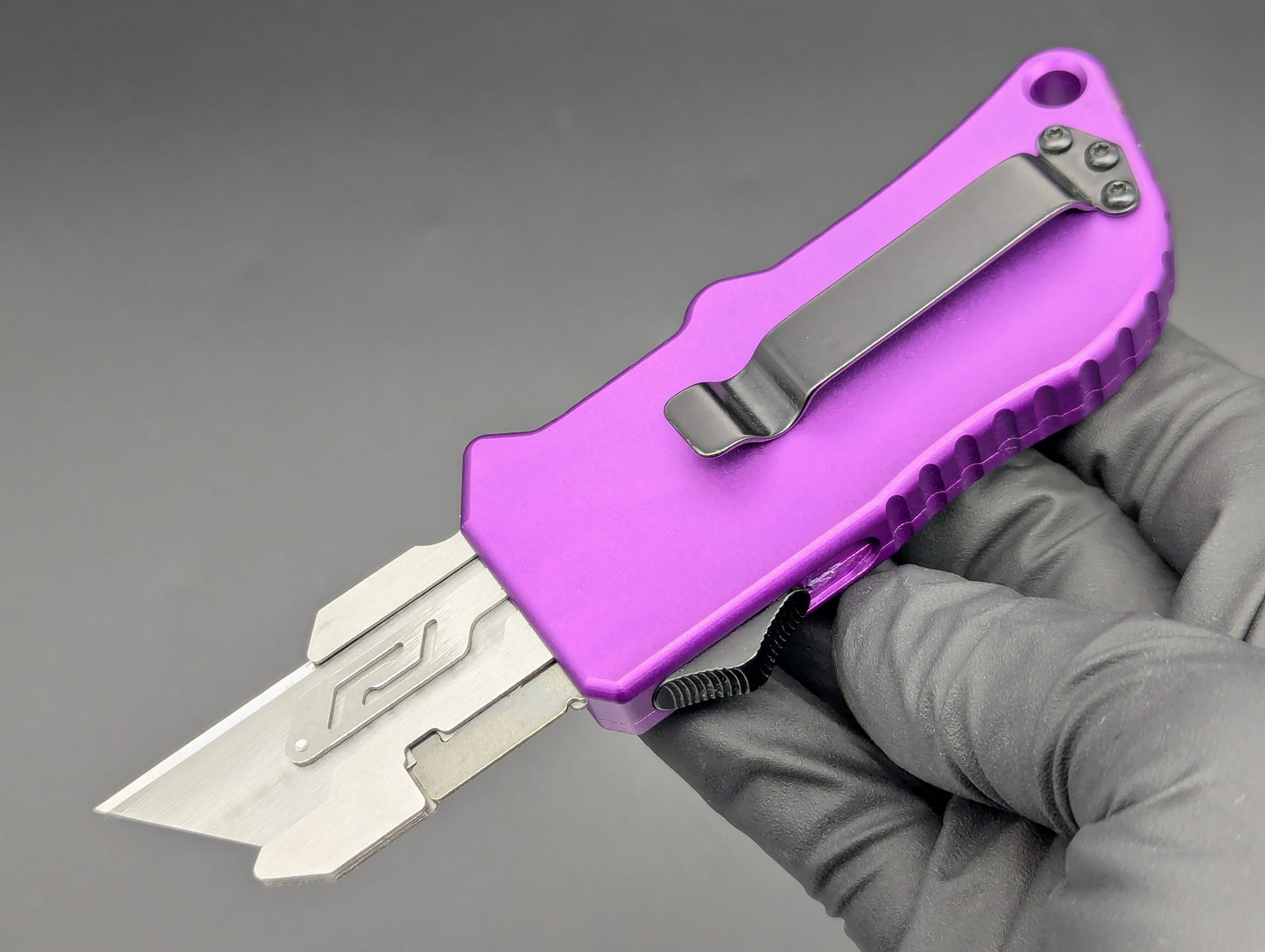 PURPLE DUAL ACTION OTF BOX CUTTER TEXTURED INLAY