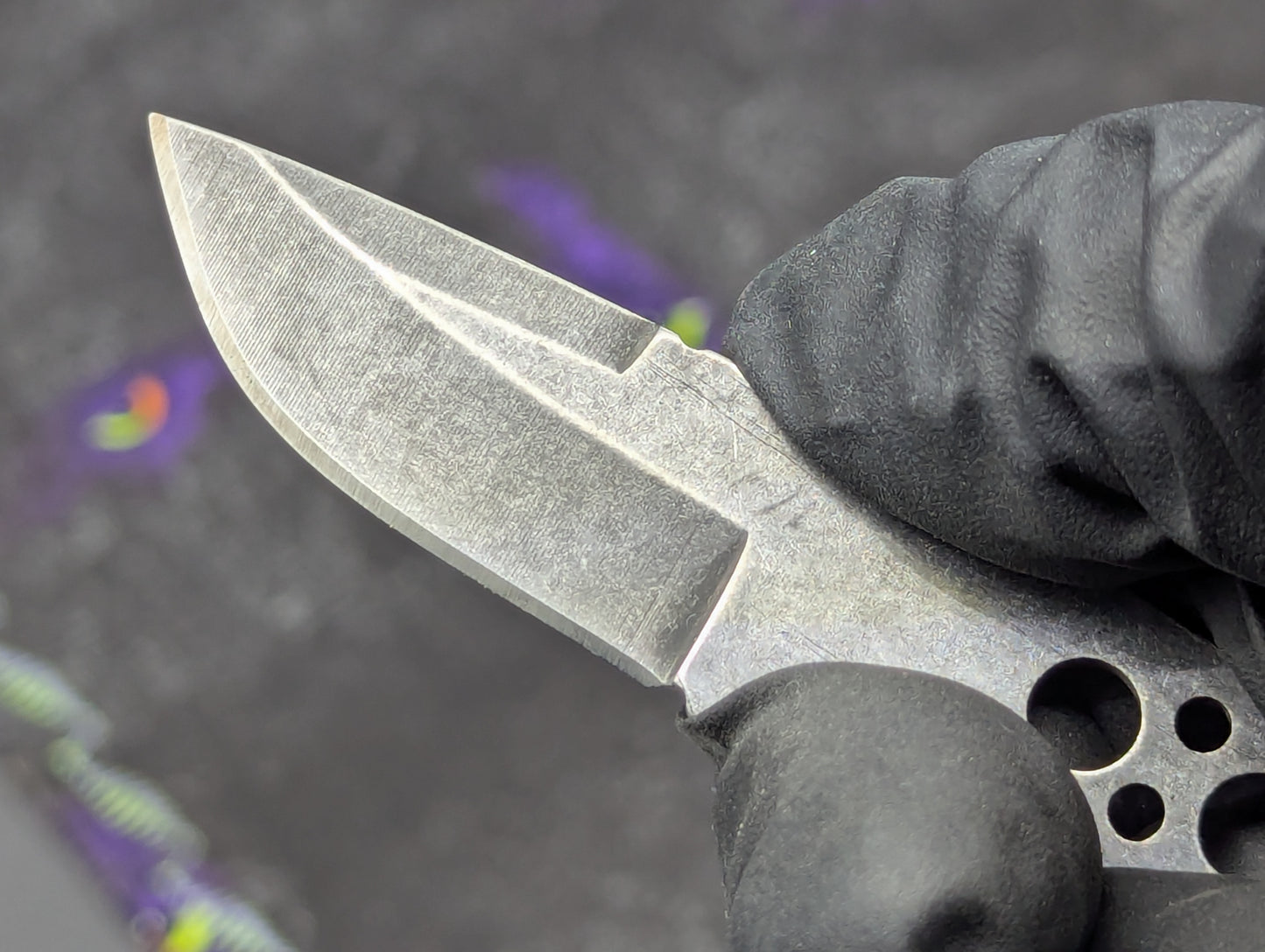 4.25" STONEWASHED FULL TANG MINI NECK KNIFE