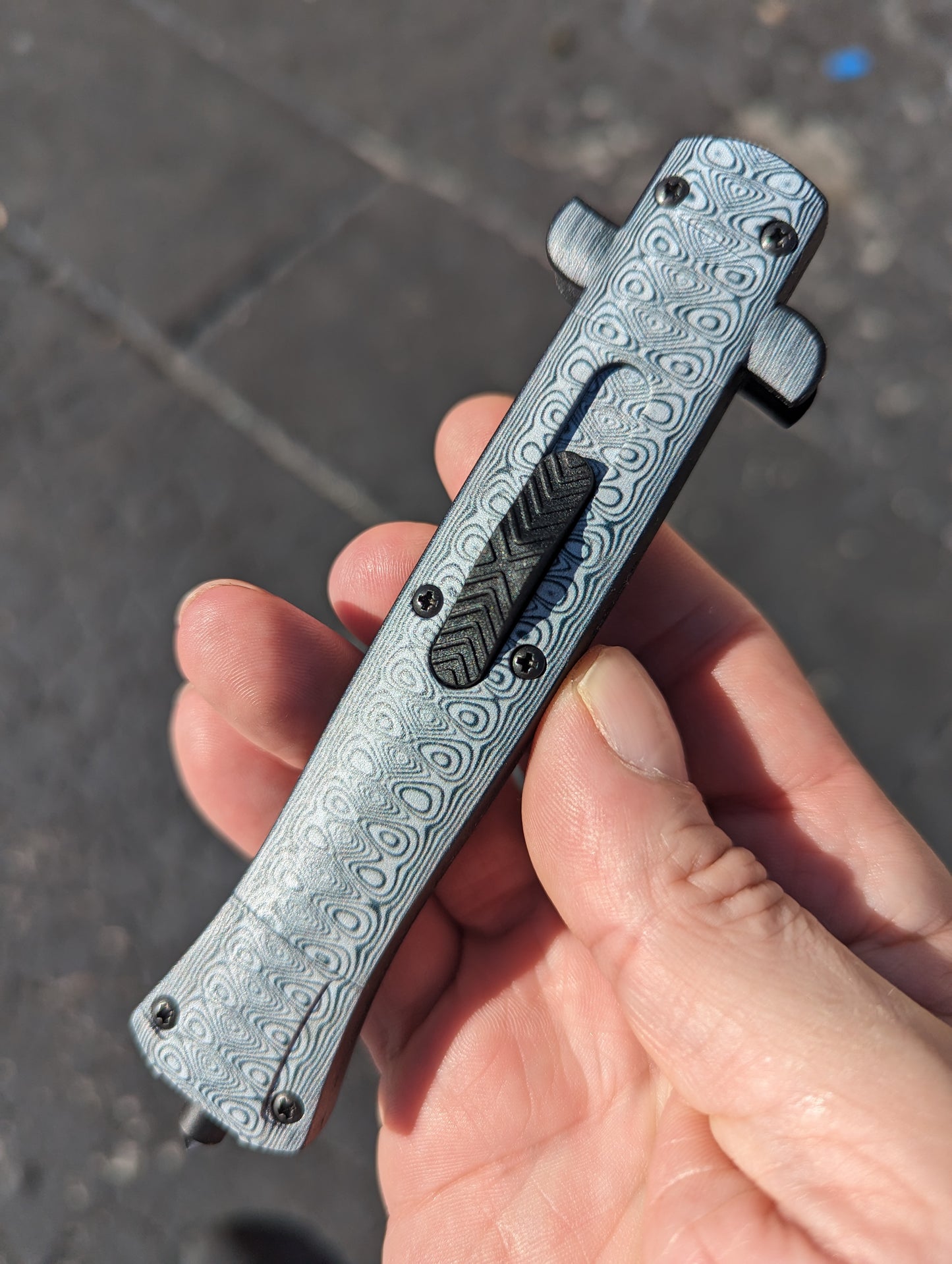 9.5" Composite D/A Faux Damascus OTF Knife